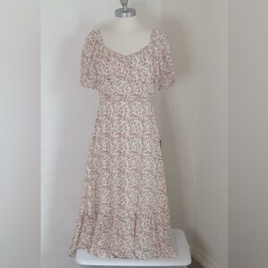Lulus NWT Floral Prairie Midi Dress
 Puff Sleeve.